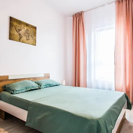 Luxury Apartamento *